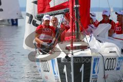 1. Bundesliga - Fußball - FC Ingolstadt 04 - Audi Sailing Experience - Romain Brégerie (18, FCI) links