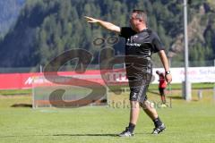 1. Bundesliga - Fußball - FC Ingolstadt 04 - Trainingslager - Vorbereitung - Training - Cheftrainer Markus Kauczinski (FCI) erklärt