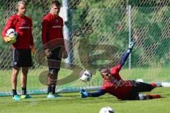 1. Bundesliga - Fußball - FC Ingolstadt 04 - Trainingslager - Vorbereitung - Training - Torwart Örjan Haskjard Nyland (1, FCI) Torwart Fabijan Buntic (24, FCI) Torwart Martin Hansen (35, FCI)