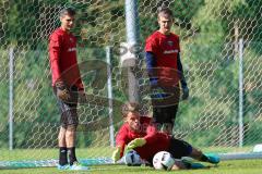 1. Bundesliga - Fußball - FC Ingolstadt 04 - Trainingslager - Vorbereitung - Training - Torwart Fabijan Buntic (24, FCI) Torwart Örjan Haskjard Nyland (1, FCI) Torwart Martin Hansen (35, FCI)