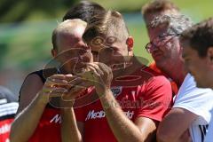 1. Bundesliga - Fußball - FC Ingolstadt 04 - Trainingslager - Vorbereitung - Training - nach dem raining gute Laune Lukas Hinterseer (16, FCI) und Tobias Levels (28, FCI)