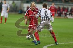 DFB - Pokalspiel - Eintracht Frankfurt - FC Ingolstadt 04 - Tobias Levels (#28 FCI) - Oczipka Bastian (#6 Frankfurt) - Foto: Meyer Jürgen