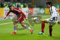 DFB - Pokalspiel - Eintracht Frankfurt - FC Ingolstadt 04 - Mathew Leckie (#7 FCI) - Vallejo Jesus (#5 Frankfurt) - Foto: Meyer Jürgen