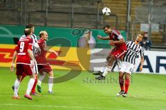 DFB - Pokalspiel - Eintracht Frankfurt - FC Ingolstadt 04 - Marvin Matip (#34 FCI) beim Kopfball - Chandler Timothy (#22 Frankfurt) - Foto: Meyer Jürgen