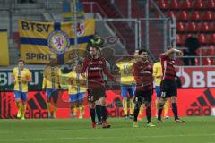 2. Bundesliga - FC Ingolstadt 04 - Eintracht Braunschweig - 0:2 für Braunschweig Tor Jubel und vorne enttäuscht Christian Träsch (28, FCI) Almog Cohen (8, FCI) Hauke Wahl (25, FCI)