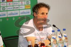 2. Bundesliga - Fußball - SpVgg Greuther Fürth FC Ingolstadt 04 - Pressekonferenz nach dem Spiel Cheftrainer Janos Radoki (Fürth)