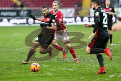 2. BL - Saison 2017/2018 - 1.FC Kaiserslautern - FC Ingolstadt 04 - Marvin Matip (#34 FCI) - Sebastian Andersson (#9 Kaiserslautern) - Foto: Meyer Jürgen