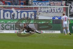 2. BL - Saison 2017/2018 - FC Heidenheim - FC Ingolstadt 04 - Orjan Nyland (#1 Torwart FCI) hält einen Schuss - Foto: Meyer Jürgen