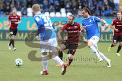 2. Bundesliga - Fußball - SV Darmstadt 98 - FC Ingolstadt 04 - Moritz Hartmann (9, FCI) Yannick Stark (25 Darmstadt)