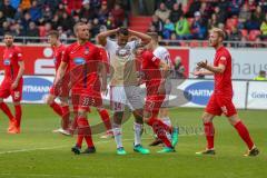 2. BL - Saison 2017/2018 - FC Heidenheim - FC Ingolstadt 04 - Marvin Matip (#34 FCI) mit einer vertanen Kofballchance - Timo Beermann (#33 Heidenheim) - Arne Feick (#28 Heidenheim) - Almog Cohen (#8 FCI) - Foto: Meyer Jürgen