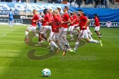 2. BL - Saison 2017/2018 - VFL Bochum - FC Ingolstadt 04 - Die Mannschaft vor dem Spiel beim warm machen - Foto: Meyer Jürgen