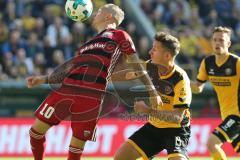 2. Bundesliga - Fußball - Dynamo Dresden - FC Ingolstadt 04 - Zweikampf Sonny Kittel (10, FCI) Paul Seguin (19 Dresden)