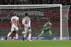 2. Bundesliga - Fußball - 1. FC Nürnberg - FC Ingolstadt 04 - Torwart Örjan Haskjard Nyland (1, FCI) sicher