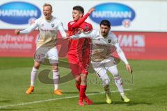 2. BL - Saison 2017/2018 - FC Heidenheim - FC Ingolstadt 04 - Almog Cohen (#8 FCI) trifft zum 1:0 Führungstreffer - jubel - Sonny Kittel (#10 FCI) - Sessa Kevin Simone Heidenheim #32  - Foto: Meyer Jürgen