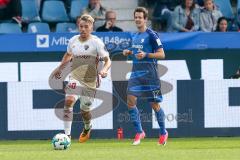 2. BL - Saison 2017/2018 - VFL Bochum - FC Ingolstadt 04 - Thomas Pledl (#30 FCI) - Robbie Kruse (#17 Bochum) - Foto: Meyer Jürgen