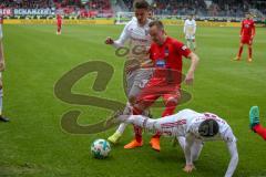 2. BL - Saison 2017/2018 - FC Heidenheim - FC Ingolstadt 04 - Almog Cohen (#8 FCI) - Maximilian Thiel (#21 Heidenheim) - Stefan Kutschke (#20 FCI) - Foto: Meyer Jürgen
