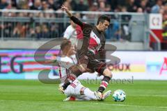 2. BL - Saison 2017/2018 - FC St. Pauli - FC Ingolstadt 04 - Sonny Kittel (#10 FCI) - Waldemar Sobota (#28 St. Pauli) - Foto: Meyer Jürgen