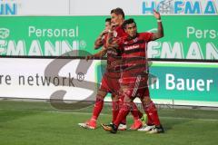 2. Bundesliga - Fußball - SpVgg Greuther Fürth FC Ingolstadt 04 - Sonny Kittel (10, FCI) trifft zum 0:1, Tor Führung Jubel mit Stefan Kutschke (20, FCI) Darío Lezcano (11, FCI)