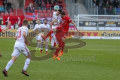 2. BL - Saison 2017/2018 - FC Heidenheim - FC Ingolstadt 04 - Alfredo Morales (#6 FCI) beim Kopfball - Foto: Meyer Jürgen