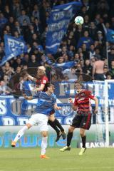 2. Bundesliga - Fußball - SV Darmstadt 98 - FC Ingolstadt 04 - Tobias Levels (3, FCI) oben Tobias Schröck (21, FCI) rechts mitte Dong-Won Ji (9 Darmstadt)