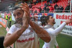 2. BL - Saison 2017/2018 - FC Heidenheim - FC Ingolstadt 04 - Die Mannschaft bedankt sich bei den Fans nach dem Spiel Marvin Matip (#34 FCI) - Foto: Meyer Jürgen