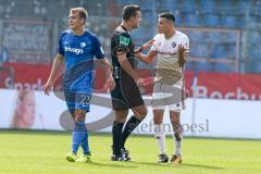 2. BL - Saison 2017/2018 - VFL Bochum - FC Ingolstadt 04 - Alfredo Morales (#6 FCI) foult Daniel Soares (#3 Bochum) - reklamiert beim Schiedsrichter - Foto: Meyer Jürgen