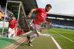 2. BL - Saison 2017/2018 - VFL Bochum - FC Ingolstadt 04 - Die Mannschaft betritt das Spielfeld - Christian Träsch (#28 FCI) -  Foto: Meyer Jürgen