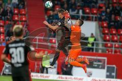 2. BL - Saison 2017/2018 - FC Ingolstadt 04 - 1. FC Heidenheim - Stefan Kutschke (#20 FCI) - Kevin Müller Torwart (#1 Heidenheim) - Foto: Meyer Jürgen