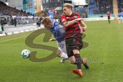 2. Bundesliga - Fußball - SV Darmstadt 98 - FC Ingolstadt 04 - Thomas Pledl (30, FCI) Fabian Holland (32 Darmstadt)