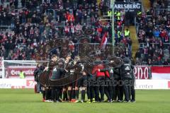 2. Bundesliga - 1. FC Kaiserslautern - FC Ingolstadt 04 - Spiel ist aus, Unentschieden 1:1, Besprechung am Platz Mannschaft