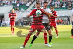 2. Bundesliga - Fußball - SpVgg Greuther Fürth FC Ingolstadt 04 - Stefan Kutschke (20, FCI) Ádám Pintér (16 Fürth)