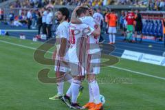 2. BL - Saison 2017/2018 - Eintracht Braunschweig - FC Ingolstadt 04 - Thomas Pledl (#30 FCI) jubelt nach dem Auswärtssieg - jubel - Almog Cohen (#8 FCI) - Sonny Kittel (#10 FCI) - Foto: Meyer Jürgen