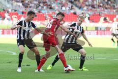 2. Bundesliga - Fußball - SV Sandhausen - FC Ingolstadt 04 - Knipping, Tim (34 SV) Stefan Kutschke (20, FCI) Klingmann, Philipp (24 SV)