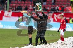 2. BL - Saison 2017/2018 - 1.FC Kaiserslautern - FC Ingolstadt 04 - Stefan Leitl (Cheftrainer FCI) gibt Anweisungen - Foto: Meyer Jürgen