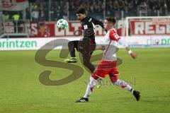 2. Bundesliga - Fußball - Jahn Regensburg - FC Ingolstadt 04 - Almog Cohen (8, FCI) Jonas Nietfeld (21 Jahn)