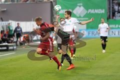 2. Bundesliga - Fußball - SpVgg Greuther Fürth FC Ingolstadt 04 - Max Christiansen (5, FCI) Patrick Sontheimer (40 Fürth)