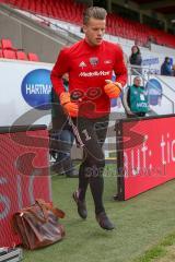 2. BL - Saison 2017/2018 - FC Heidenheim - FC Ingolstadt 04 - Orjan Nyland (#1 Torwart FCI) beim Einlaufen zum warm machen - Foto: Meyer Jürgen