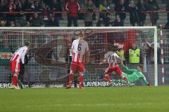 2. Bundesliga - 1. FC Union Berlin - FC Ingolstadt 04 - Elfmeter Tor für Union 1:0 Torwart Örjan Haskjard Nyland (1, FCI) keine Chance gegen Skrzybski, Steven (Union 24)