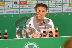 2. Bundesliga - Fußball - SpVgg Greuther Fürth FC Ingolstadt 04 - Pressekonferenz nach dem Spiel Cheftrainer Janos Radoki (Fürth)