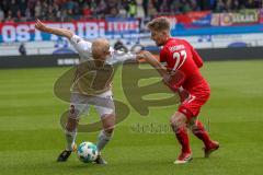 2. BL - Saison 2017/2018 - FC Heidenheim - FC Ingolstadt 04 - Tobias Levels (#3 FCI) - Kolja Pusch (#27 Heidenheim) - Foto: Meyer Jürgen