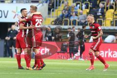 2. Bundesliga - Fußball - Dynamo Dresden - FC Ingolstadt 04 - Alfredo Morales (6, FCI) trifft zum 0:2 Jubel mit Max Christiansen (5, FCI) Hauke Wahl (25, FCI) Sonny Kittel (10, FCI)