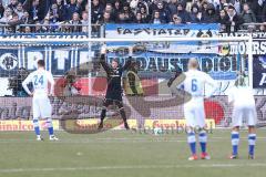 2. Bundesliga - Fußball - MSV Duisburg - FC Ingolstadt 04 - Elfmeter gegen Ingolstadt Boris Tashchy (24 Duisburg) verwandelt sicher gegen Torwart Örjan Haskjard Nyland (1, FCI)