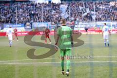 2. Bundesliga - Fußball - MSV Duisburg - FC Ingolstadt 04 - Stadionansicht hinter Torwart Mark Flekken (1 Duisburg)