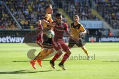 2. Bundesliga - Fußball - Dynamo Dresden - FC Ingolstadt 04 - Zweikampf Jannik Müller (18 Dresden) Darío Lezcano (11, FCI)