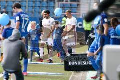 2. BL - Saison 2017/2018 - VFL Bochum - FC Ingolstadt 04 - Die Mannschaft betritt das Spielfeld - Foto: Meyer Jürgen