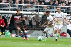 2. BL - Saison 2017/2018 - FC St. Pauli - FC Ingolstadt 04 - Dario Lezcano (#11 FCI) - Marc Hornschuh (#16 St. Pauli) - Foto: Meyer Jürgen