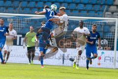 2. BL - Saison 2017/2018 - VFL Bochum - FC Ingolstadt 04 - Thomas Pledl (#30 FCI) beim Kopfball - Kevin Stöger (#22 Bochum) - - Foto: Meyer Jürgen