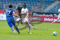 2. BL - Saison 2017/2018 - VFL Bochum - FC Ingolstadt 04 - Marvin Matip (#34 FCI) mit Gesichtsmaske - Robbie Kruse (#17 Bochum) - Foto: Meyer Jürgen