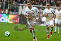 2. BL - Saison 2017/2018 - FC St. Pauli - FC Ingolstadt 04 - Max Christiansen (#5 FCI) - Foto: Meyer Jürgen