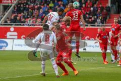 2. BL - Saison 2017/2018 - FC Heidenheim - FC Ingolstadt 04 - Marvin Matip (#34 FCI) mit einer Kofballchance - Timo Beermann (#33 Heidenheim) - Arne Feick (#28 Heidenheim) - Almog Cohen (#8 FCI) - Foto: Meyer Jürgen